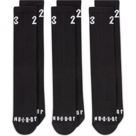 Jordan Essentials Crew Black White Socks (3 Pair)
