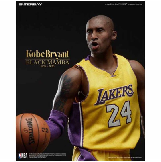 Acquista Real Masterpiece Kobe Bryant Lakers Figura 1/6 | 24Segons