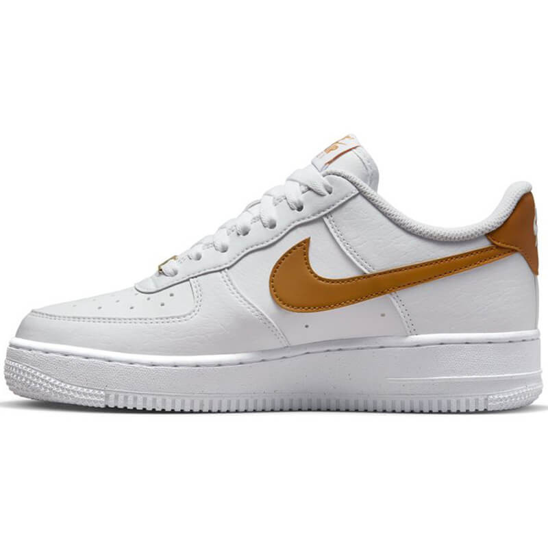 Comprar WMNS Nike Air Force 1 '07 Next Nature Gold Suede 24Segons