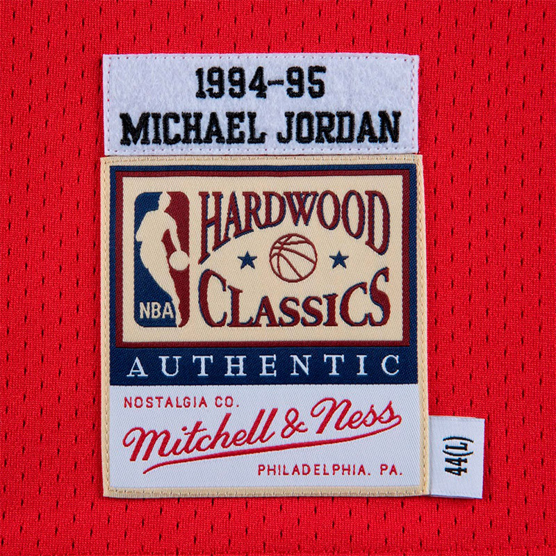 Michael Jordan Chicago Bulls 94-95 Red Authentic