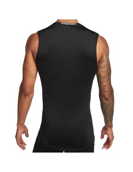 Nike Acquista la T-shirt Pro Dri-FIT Tight Sleeveless Nero| 24Segons