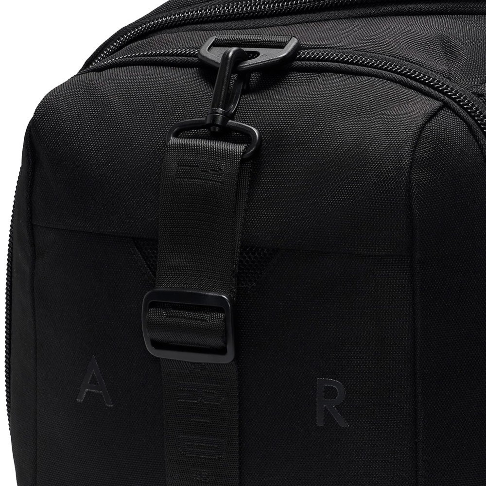 Bolsa Jordan Velocity Duffle 62L. Triple Black