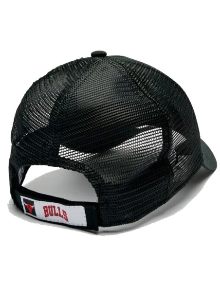 Acquista il cappellino nero Chicago Bulls 9Forty Trucker | 24Segons
