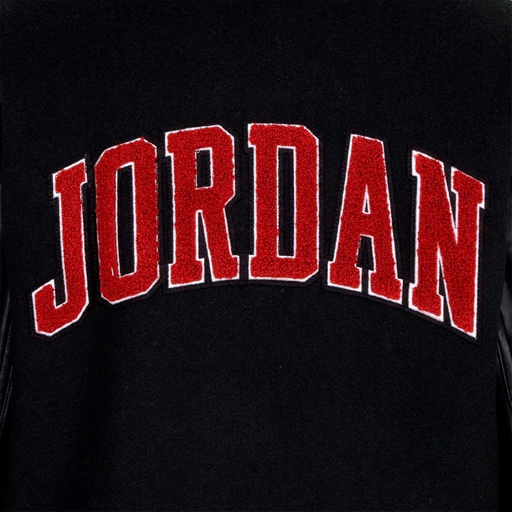 Chaqueta Jordan Varsity Black Red