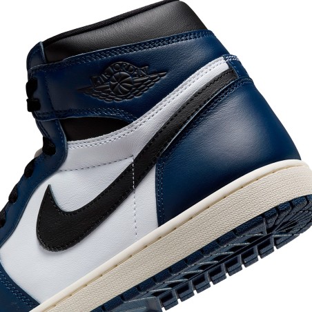 Air Jordan 1 Retro High OG Midnight Navy