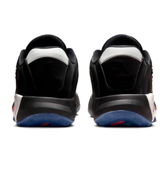 Acquista le scarpe da ginnastica Jordan Luka 4 Bloodline | 24Segons