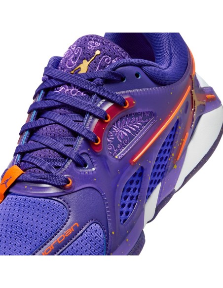 Acquista le scarpe da ginnastica Jordan Serie Erede Royalty | 24Segons