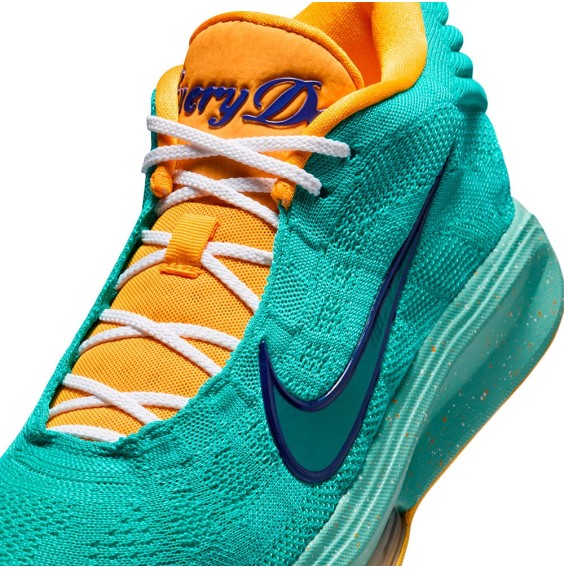 Comprar Zapatillas Nike G.T. Hustle 3 Victor Wembanyama | 24Segons