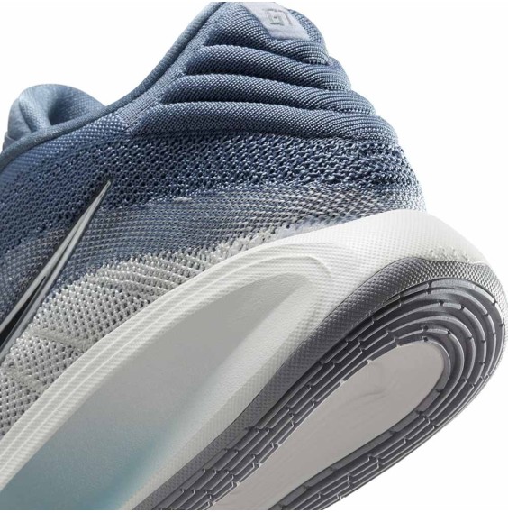 Acquista le scarpe da ginnastica Nike G.T. Hustle 3 Ashen Slate | 24Segons