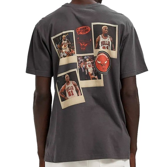 Acquista la T-shirt nera con foto retrò di Dennis Rodman Bulls 24Segons