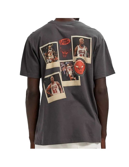 Acquista la T-shirt nera con foto retrò di Dennis Rodman Bulls 24Segons