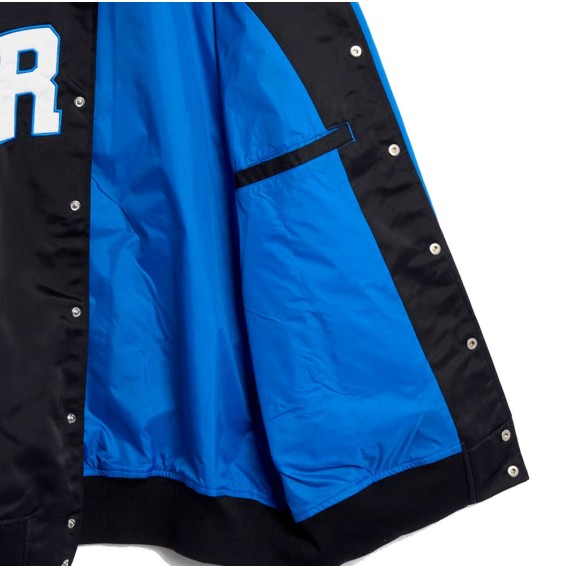 Acquista la giacca Jordan Brooklyn University Black Sport Blue | 24Segons