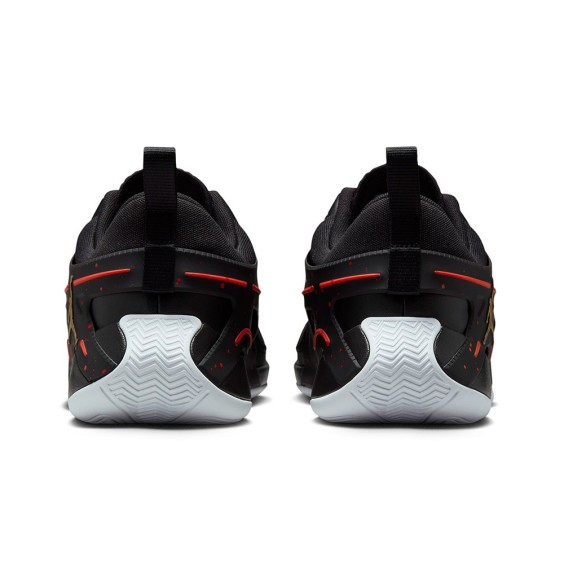 Acquista le scarpe da ginnastica Jordan Heir Series Black | 24Segons