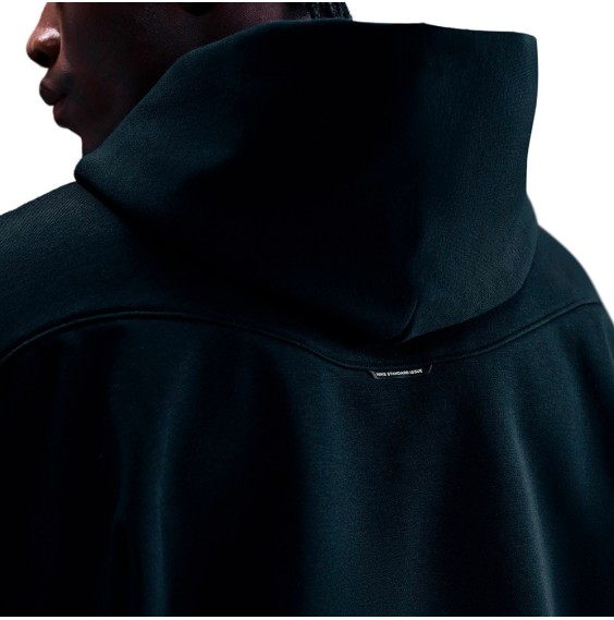 Buy Nike Standard Issue Therma-FIT Black Sweatshirt | 24Segons