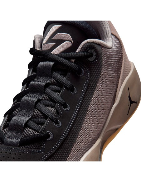 Acquista le scarpe Jordan Luka .77 Gum | 24Segons