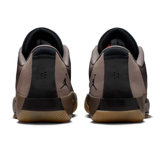 Acquista le scarpe Jordan Luka .77 Gum | 24Segons