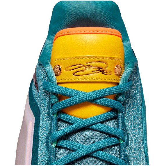Acquista le scarpe LeBron XXIII Miami Twice 24Segons