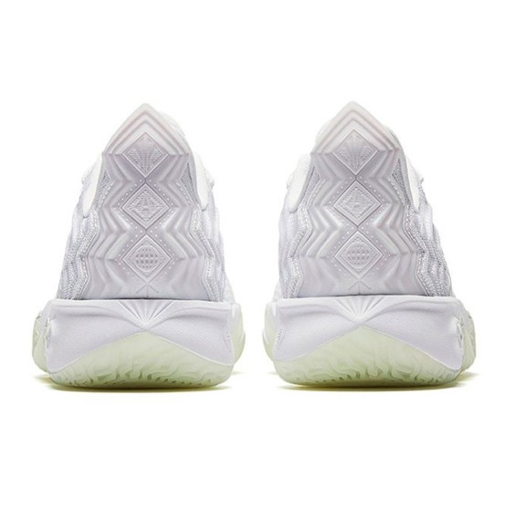 Acquistare le scarpe da basket Anta Kai 2 Moon | 24Segons