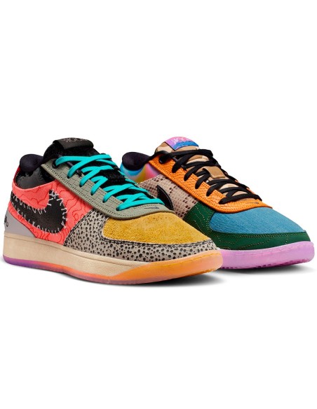 Buy Sneakers Book 1 What The | 24Segons