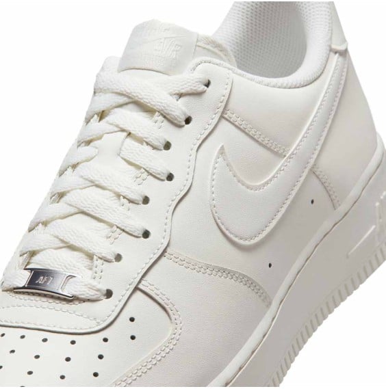 Comprar sabatilles Nike Air Force 1 '07 | 24Segons