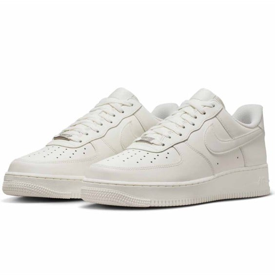 Comprar sabatilles Nike Air Force 1 '07 | 24Segons