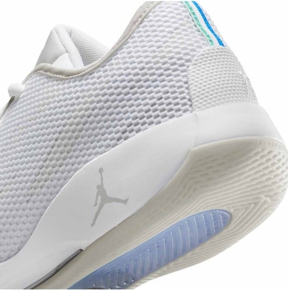 Compra Sabatilles Jordan Luka .77 White | 24Segons