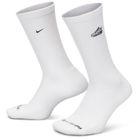 Buy Nike Everyday Plus Crew Cushioned White Socks | 24Segons