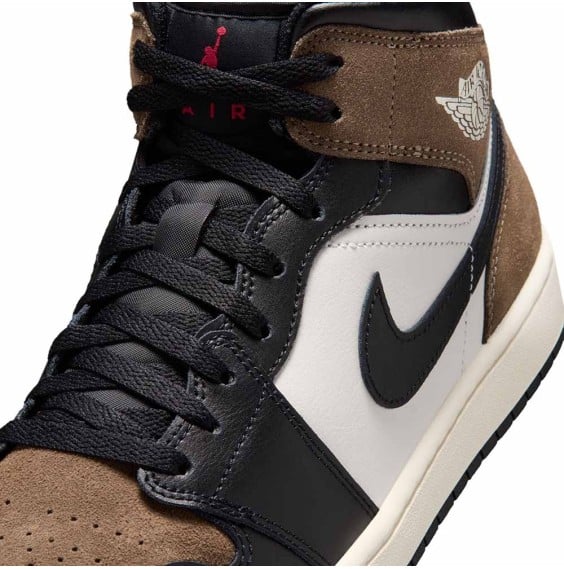 Buy Air Jordan.1 Mid Black Palomino trainers | 24Segons