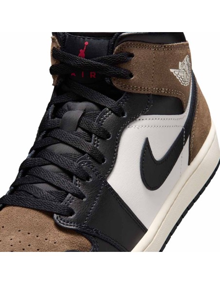 Acheter des baskets Air Jordan 1 Mid Black Palomino | 24Segons