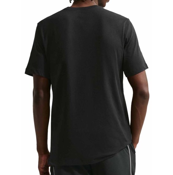Buy Nike Sportswear Club T-shirt in Black | 24Segons