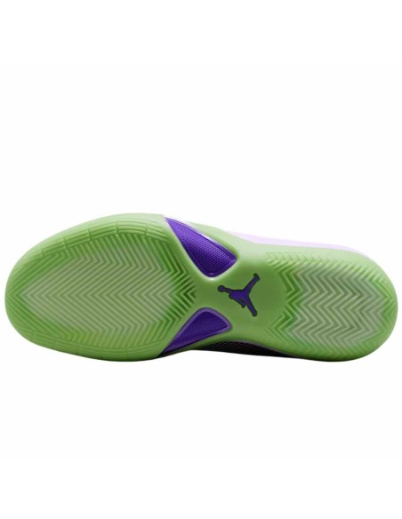 Acquista le scarpe Jordan Triangle Q54 | 24Segons