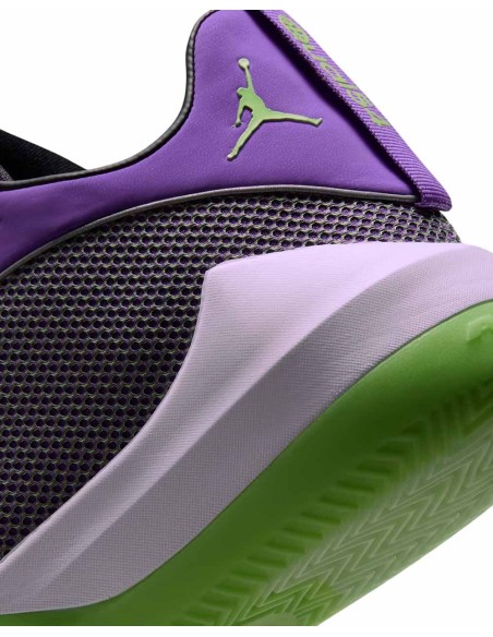 Acquista le scarpe Jordan Triangle Q54 | 24Segons