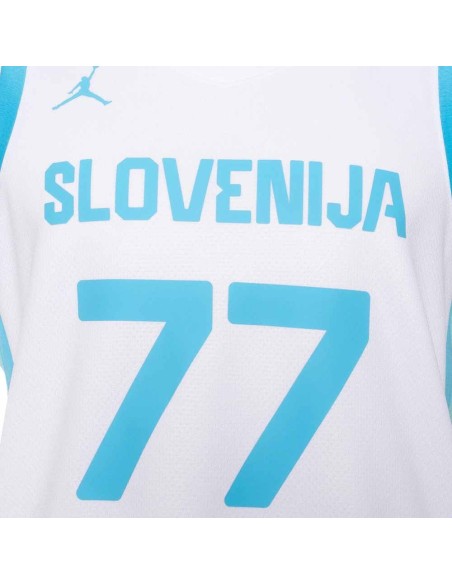 Acquista la t-shirt della nazionale slovena di Luka Doncic | 24Segons