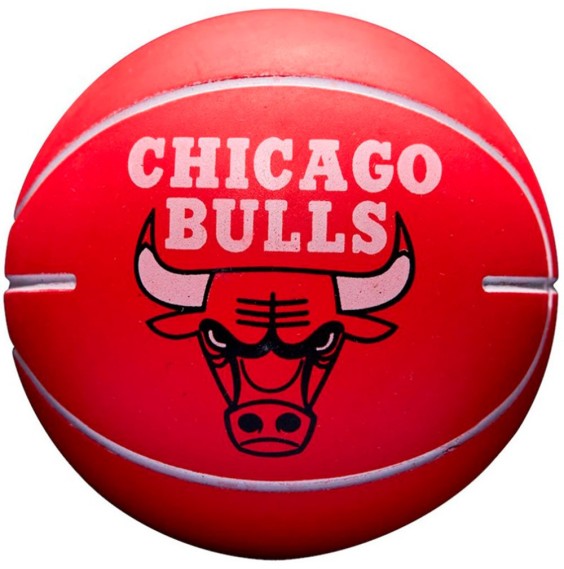Achetez le mini-ballon de basket Chicago Bulls Wilson NBA Dribbler | 24Segons