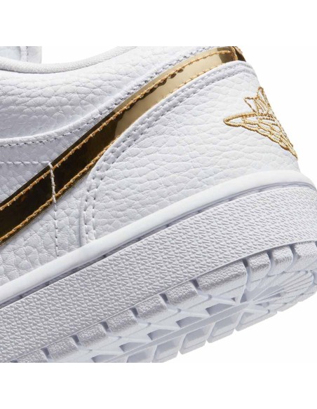 Achetez les Air Jordan 1 Low SE blanches et dorées métallisées | 24Segons