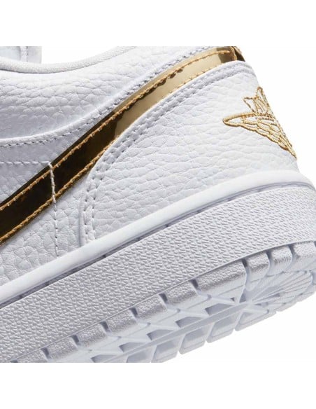 Comprar Sabatilles Air Jordan 1 Low SE White Metallic Gold | 24Segons