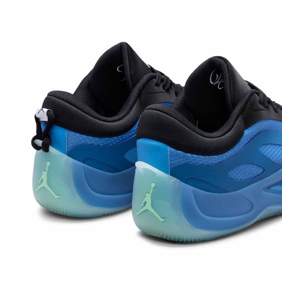 Acquista le sneakers da donna Jordan Heir Series 2 Napheesa Collier | 24Segons