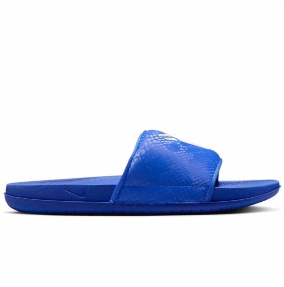 Achetez les tongs Nike Kobe Offcourt Slide Hyper Royal White | 24Segons