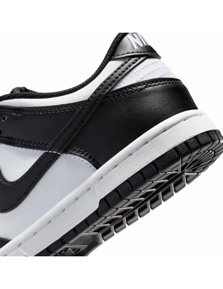 Achetez les baskets Nike Dunk Low blanches et noires pour junior | 24Segons