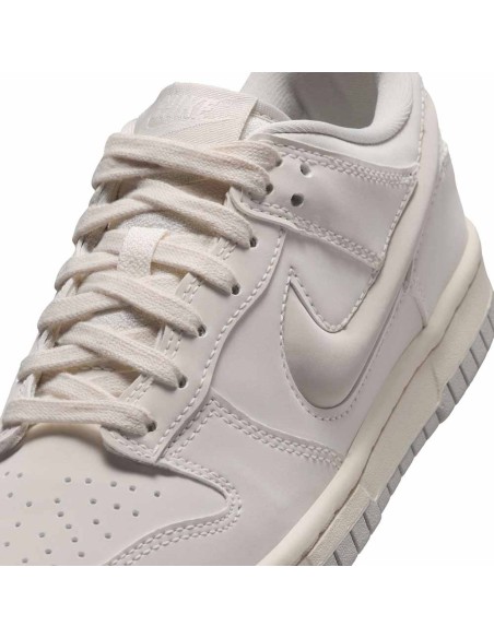 Acquista le scarpe Nike Dunk Low Junior Sail Light Bone | 24Segons