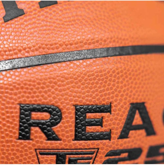 Compra el Balón Spalding React TF-250 Sz7  | 24segons.