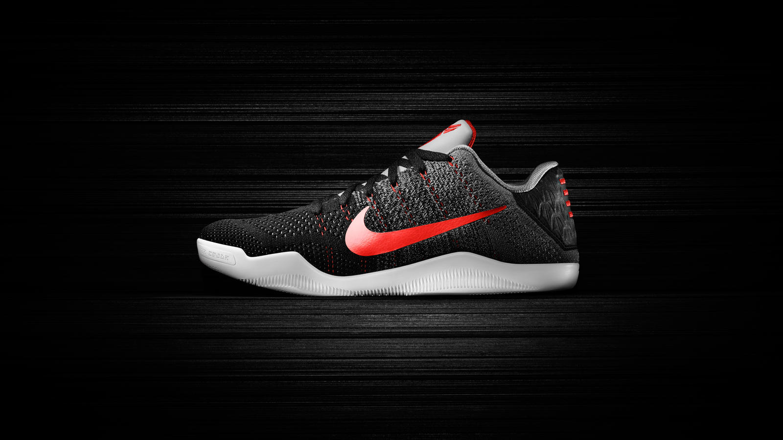 16-130_Nike_Kobe_822675-060_Profile-05_native_1600