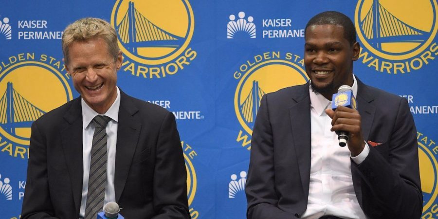 the-warriors-used-virtual-reality-during-their-pitch-to-kevin-durant--and-it-worked-to-perfection