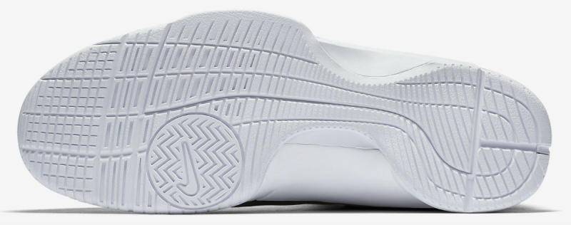 nike-hyperdunk-lux-black-4_o9e8p0